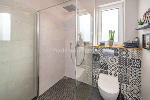 Badezimmer EG