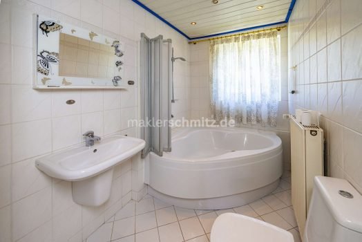 Badezimmer (vorher)