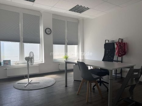Büro 3