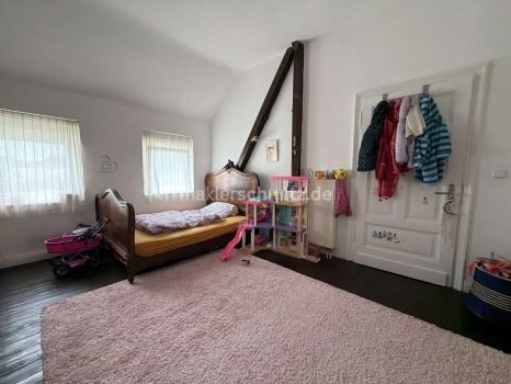 Kinderzimmer Ansicht 1