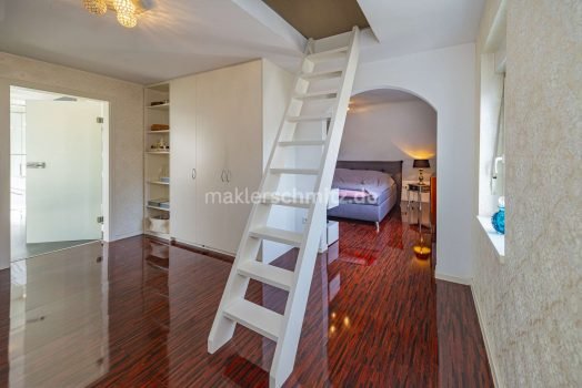 Ankleidezimmer DG