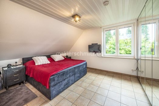 WE2: Elterschlafzimmer