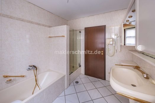 Badezimmer A2