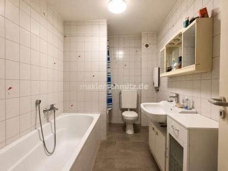 Badezimmer DG
