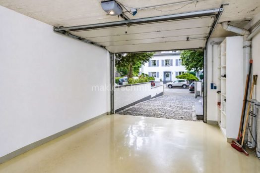 Garage 1