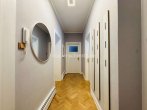 Flur 1.OG - GEPFLEGTES MEHRFAMILIENHAUS MIT EIGENNUTZERPOTENZIAL!
