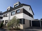 Frontansicht - TRAUMHAFTES EINFAMILIENHAUS MIT GARTEN!