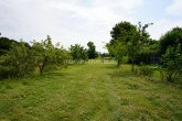 Gartenansicht 1 - RUHIGE LAGE, VIEL RAUM, GROßES GRUNDSTÜCK!