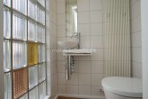 Gäste-WC - RUHIGE LAGE, VIEL RAUM, GROßES GRUNDSTÜCK!