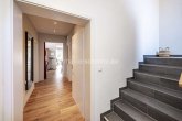 Hauseingang EG A1 - GARTENIDYLLE & MODERNES WOHNGEFÜHL VEREINT!