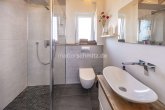 Badezimmer Einliegerwohnung 1. - GARTENIDYLLE & MODERNES WOHNGEFÜHL VEREINT!
