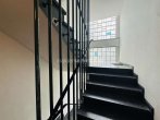 Treppenhaus - 8-PARTEIEN-MEHRFAMILIENHAUS MIT NEUEM VERMIETUNGSPOTENZIAL!