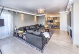 Wohnzimmer Ansicht 1 - TRAUMHAFTES VILLENANWESEN DER EXTRAKLASSE AUF PARKÄHNLICHEM GRUNDSTÜCK!