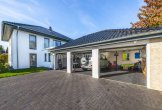 Haus Außenansicht 1 - TRAUMHAFTES VILLENANWESEN DER EXTRAKLASSE AUF PARKÄHNLICHEM GRUNDSTÜCK!