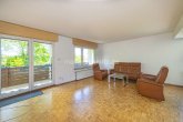 Wohnzimmer Ansicht 2 (vorher) - EIN- BIS ZWEIFAMILIENHAUS MIT POTENTIAL!