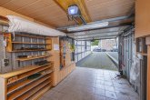 Garage - FREISTENDES EINFAMILIENHAUS IN GEFRAGTER LAGE!