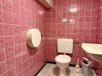 WC Keller - EINE INVESTITION MIT BESTAND – MEHRFAMILIENHAUS MIT GARAGENHOF!