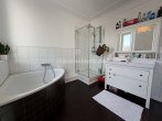 Badezimmer Ansicht 2 - FAMILIENZUHAUSE MIT HERZ UND CHARAKTER!