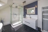 Badezimmer A1 - FREISTEHENDES & MODERNISIERTES ZWEIFAMILIENHAUS NAHE SCHLOSS RHEYDT!